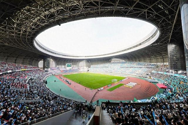 开云体育官网-21635人的心跳，与湖州队同频——“吴越杯”湖州主场首战侧记|杭州|浙江省城市足球联赛|球迷|看台|折页_新浪体育_新浪新闻